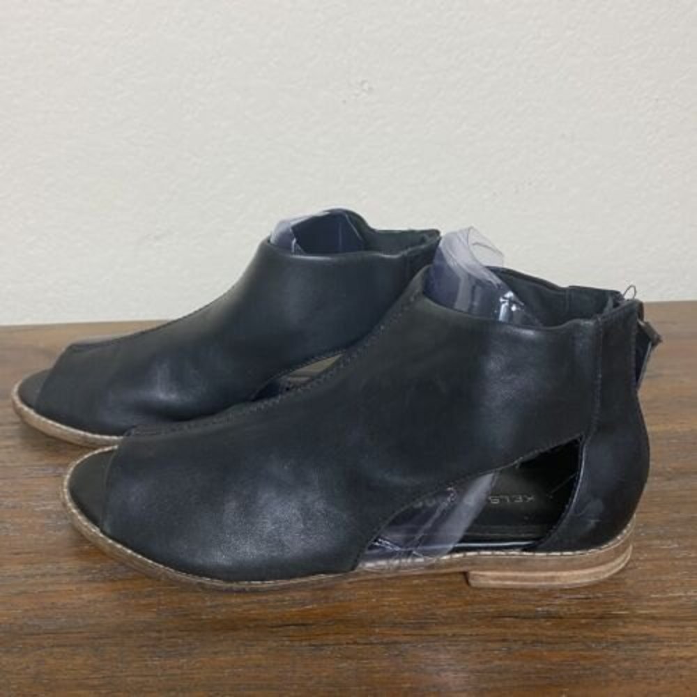 Kelsi Dagger Brooklyn KDB Women's size 6 Panther Leather Flat